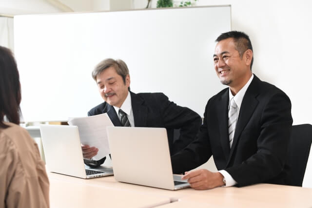 役職定年や定年後再就職における面接の特徴と企業の見方